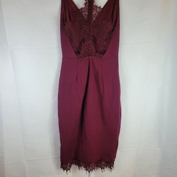 ASTR The Label Burgundy Lace Details Sleeveless Dress - Picture 6 of 8